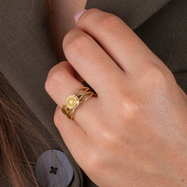 MelanO TW Trisha ring