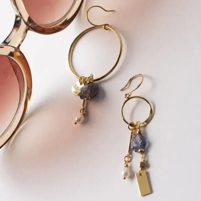 Murielle Perrotti Oorring UMA-E2-GJ