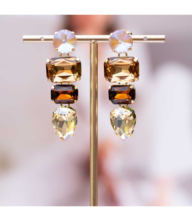 Paviè Oorring Zuwena Oro