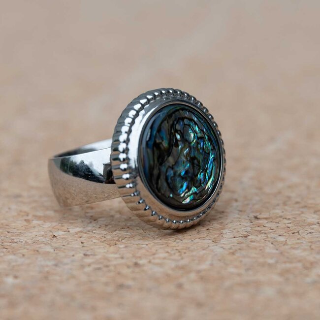 MelanO Ring met Abalone – 22mm