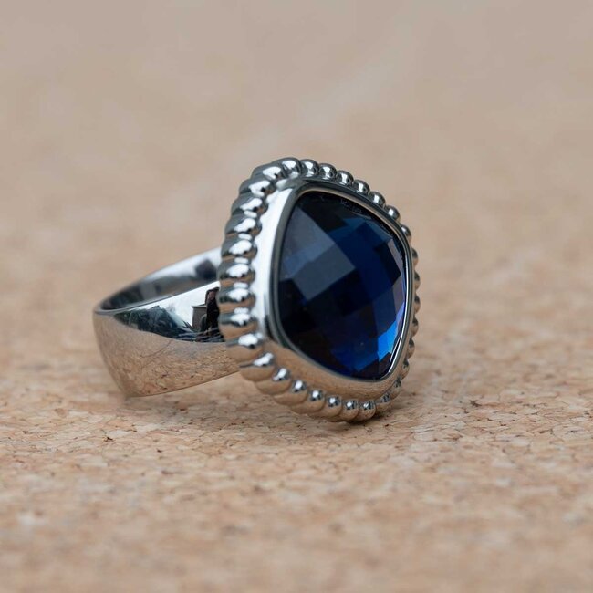 MelanO Ring met Lake Blue – 22mm