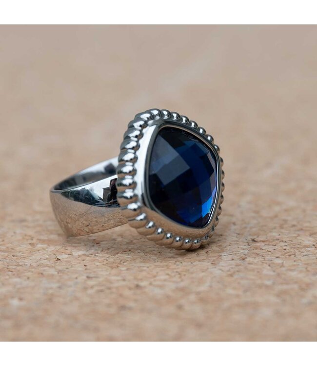 MelanO Ring met Lake Blue – 22mm
