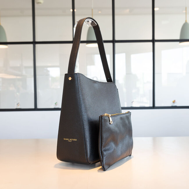 Carol J Handbag Alba Big Black