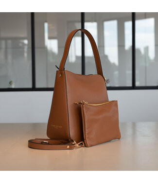 Carol J Handtas Alba Cognac