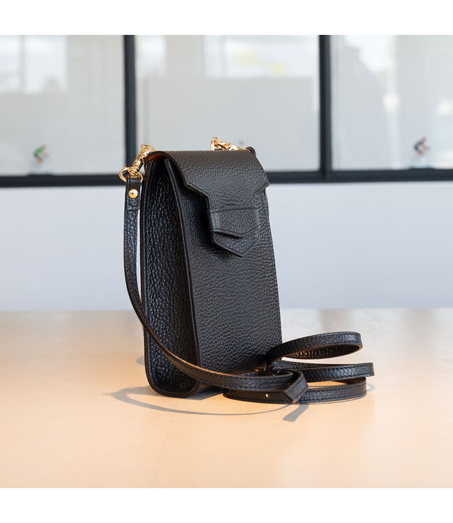 Carol J Sac Armonda Noir