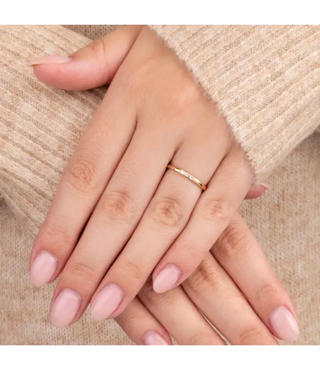 MelanO FR Kyara cz ring