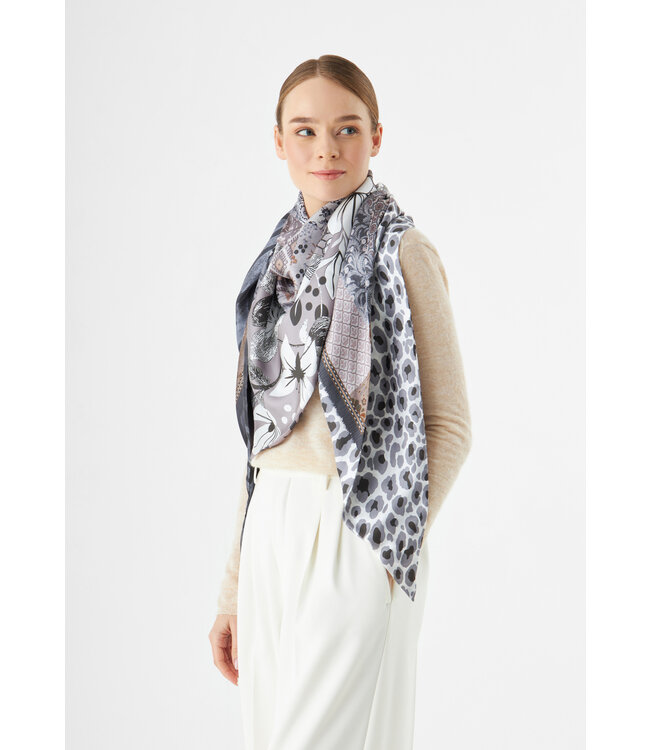 Codello Sjaal Printed Triangle Patched Grey