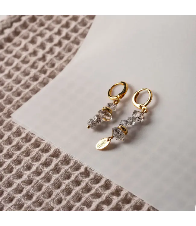 Murielle Perrotti Oorring VIRGIL-E-GGREY