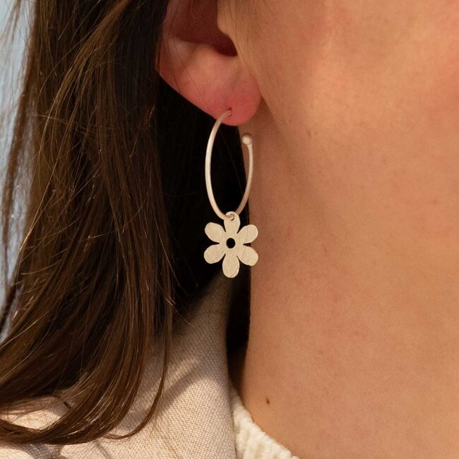 Flo Jewelry Oorring Andra Silver