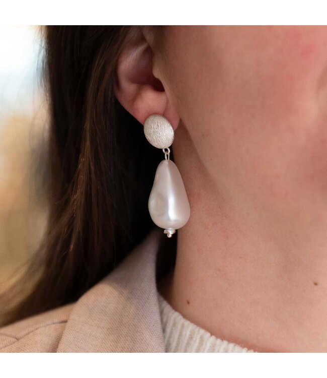 Flo Jewelry Oorring Aafke Silver/Pearl