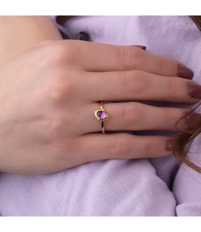 MelanO Twisted Victorian Latte