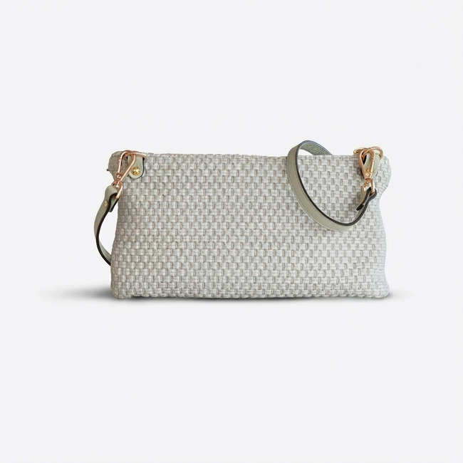 Carol J Handtas Eliana Mare