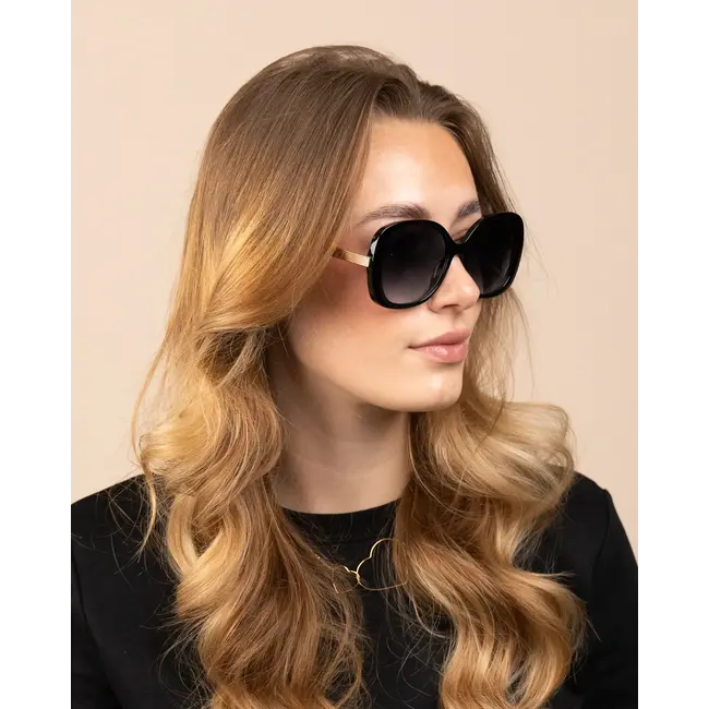 Oozoo black sunglasses