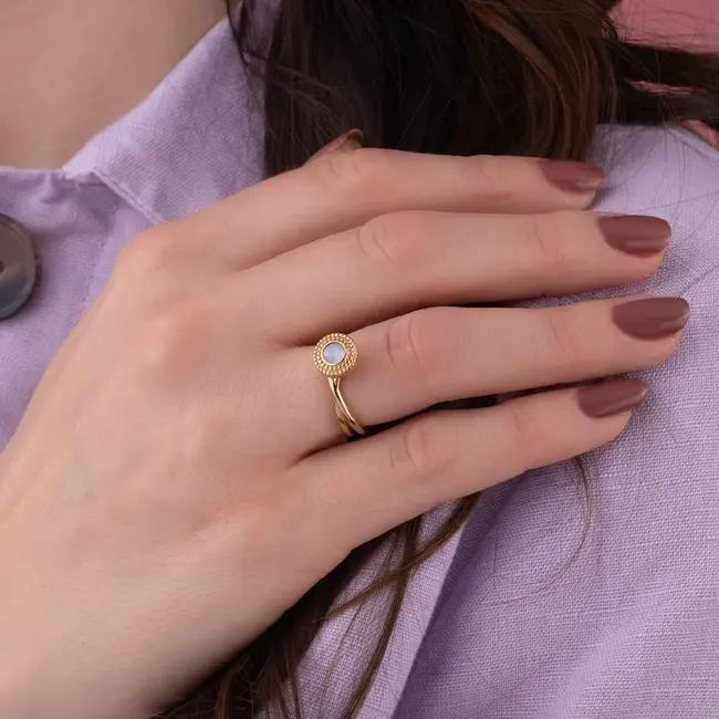 MelanO Twisted Thora ring