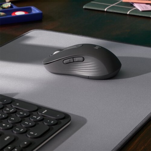 Logitech Signature M650 for Business | Draadloze Muis | Rechtshandig | RF + Bluetooth | 4000 DPI | Grafiet Logitech Signature M650 for Business | Draadloze Muis | Rechtshandig | RF + Bluetooth | 4000 DPI | Grafiet
