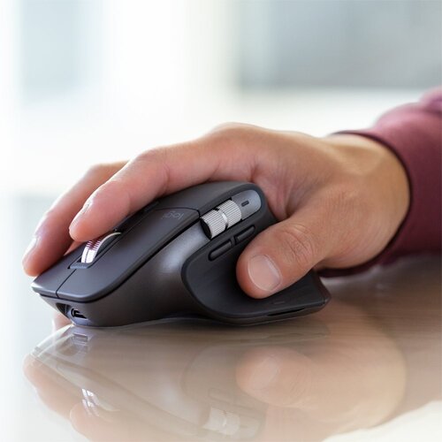 Logitech MX Keys Combo for Business Gen 2 | Draadloze Toetsenbord- en Muis-combo | RF / Bluetooth | QWERTY US International | Grafiet Logitech MX Keys Combo for Business Gen 2 | Draadloze Toetsenbord- en Muis-combo | RF / Bluetooth | QWERTY US International | Grafiet