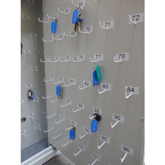 Clearly store 70 keys