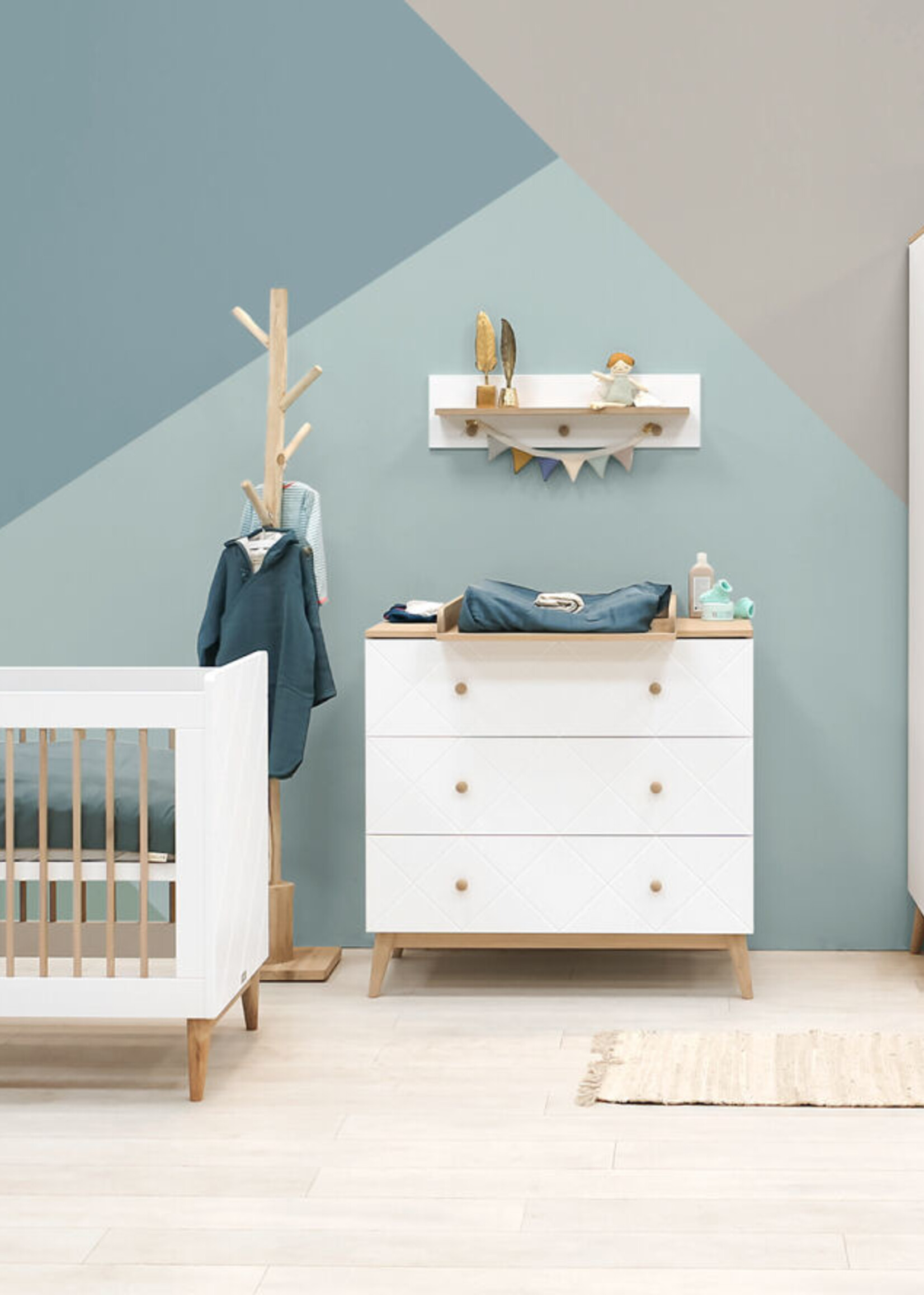 BOPITA Bed 60x120 + Chest of drawers + Closet Paris white / natural