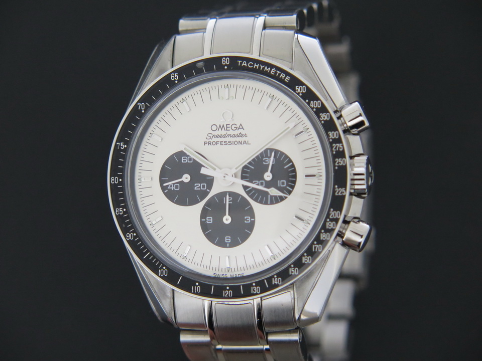 omega speedmaster mitsukoshi