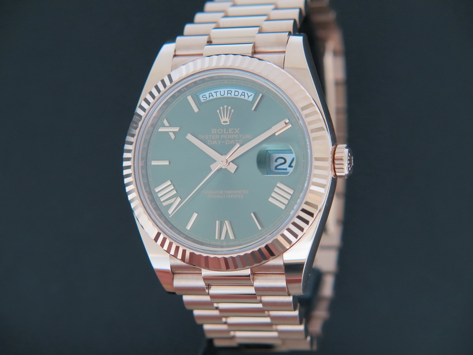 rolex datejust 36 on large wrist