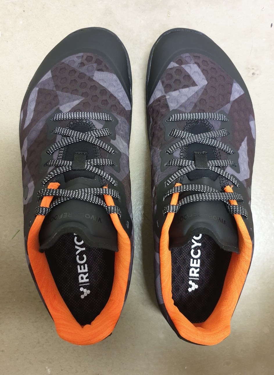 vivobarefoot stealth 3