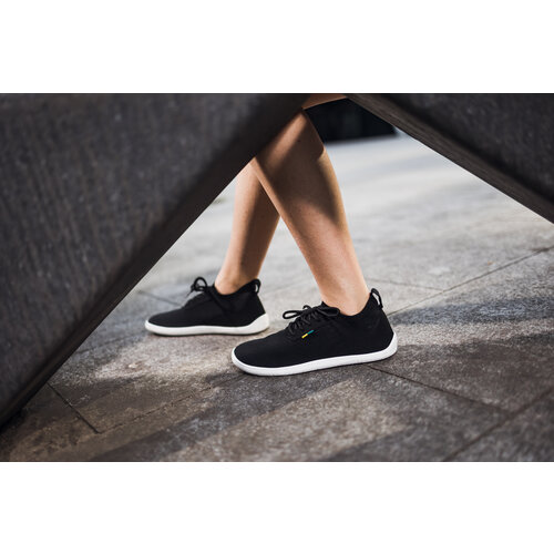 Be Lenka Stride Black