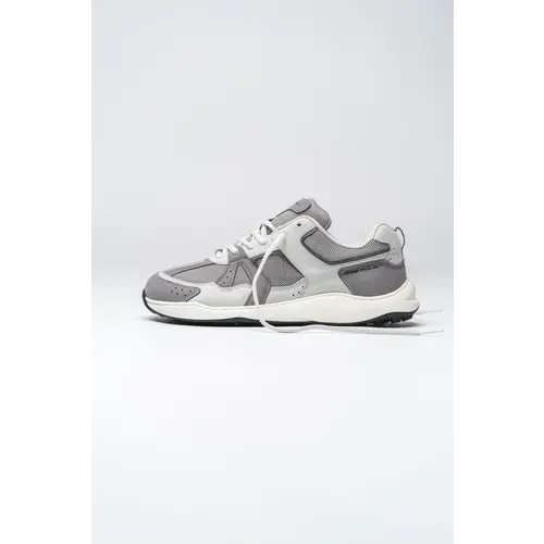 Ohne Project Project Retro Run Smoke