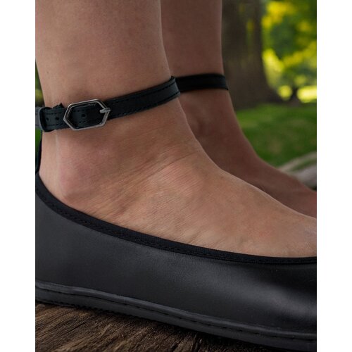 Be Lenka Florence All Black