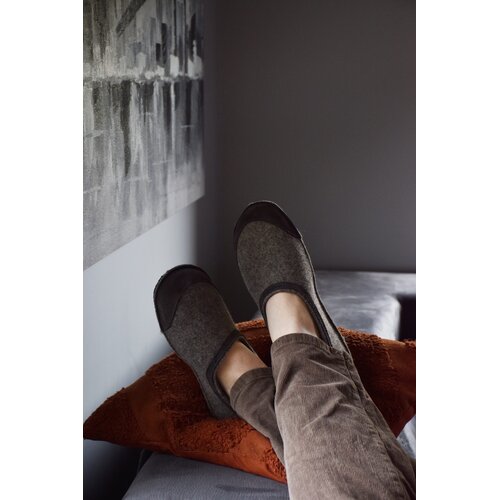 Oma King Barefoot Warm Slippers Dark Grey Oma King Barefoot Warm Slippers Dark Grey
