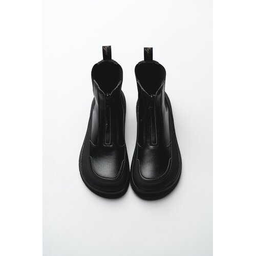 Ohne Project Zuri Black