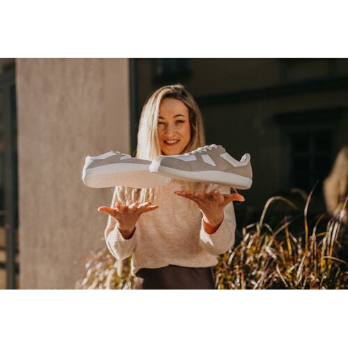 Ahinsa Yuva Beige & White