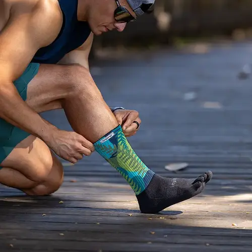 Injinji Spectrum Trail Midweight Crew Coolmax Floral Jungle
