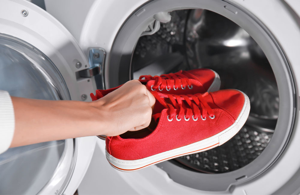 Boomgaard Zuidoost Aardewerk Schoenen in de wasmachine? Niet doen! Bekijk alternatieve oplossingen -  Shoefresh