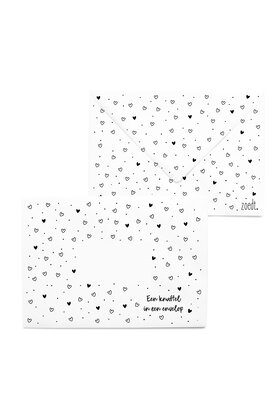 Envelop hartjes patroon 'Een knuffel in een envelop'