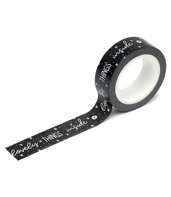 Masking tape zwart met witte tekst Lovely things inside