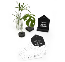 Zwarte kaart huisje 'Met jou vier ik de liefde' met bedrukte envelop