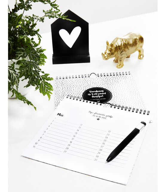 Verjaardagskalender zwart wit vierkant Verjaardagskalender zwart wit vierkant