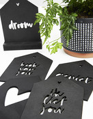 Zwarte houten kaart huisje met standaard - Ik lief jou