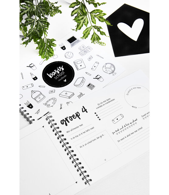 Basisschool invulboekje | A5 formaat - LICHT BESCHADIGD Basisschool invulboekje | A5 formaat - LICHT BESCHADIGD