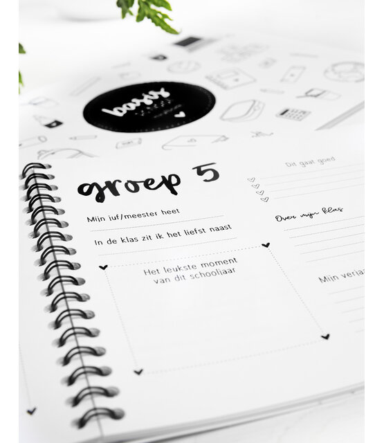 Basisschool invulboekje | A5 formaat - LICHT BESCHADIGD Basisschool invulboekje | A5 formaat - LICHT BESCHADIGD