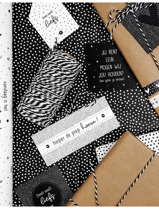Cadeaupapier zwart met witte dots
