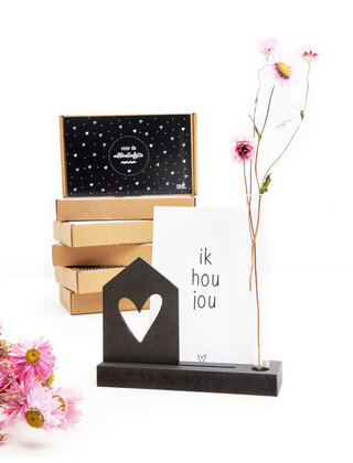 Moederdag cadeau - Kaarthouder met vaasje en houten kaartje