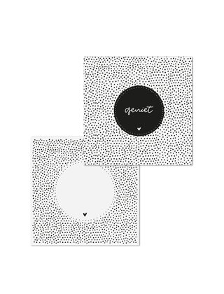 Wenskaart met tekst 'Geniet' en dots patroon- met bedrukte envelop