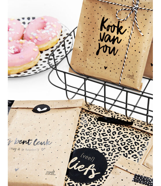 Cadeauzakjes set van 5 met dotsen tekst Kook van jou 15x22 cm
