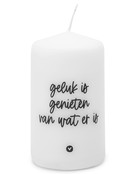 Kaars met tekst 'Geluk is genieten van wat er is'