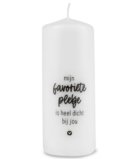Kaars met tekst 'Mijn favoriete plekje is heel dicht bij jou' Kaars met tekst 'Mijn favoriete plekje is heel dicht bij jou'