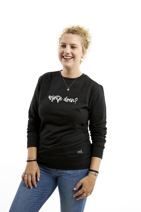 Zwarte sweater met tekst 'Wijntje doen?'