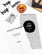 Zwart wit verjaardagskalender met leuke quotes