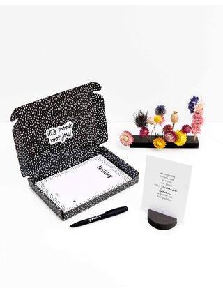 Cadeaupakket 'Nieuwe baan' - brievenbus 'Cadeautje voor de leukste collega!'