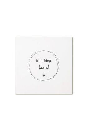 Cadeaukaartje vierkant met tekst - Hiep, hiep, hoera!